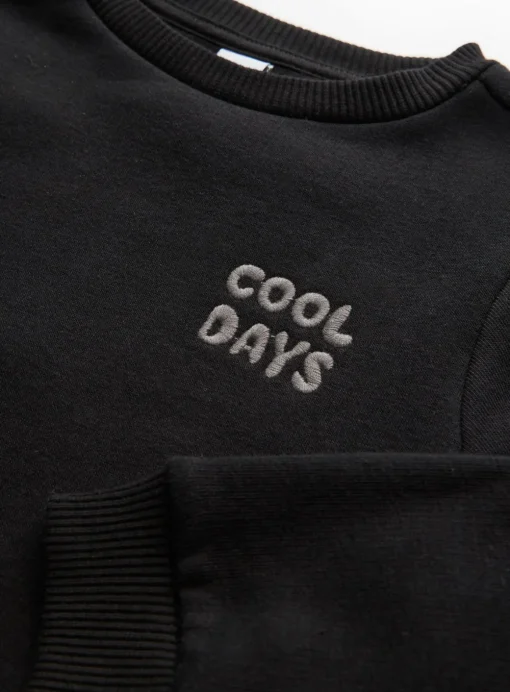 Black Cool Days Sweatshirt & Joggers Set 2-3 years