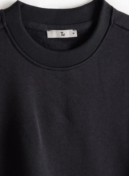 Black Crew Neck Sweatshirt XL