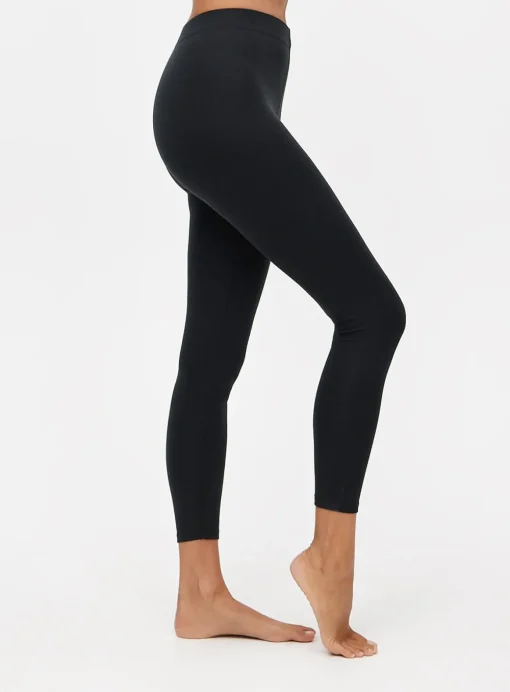 Black Maximum Warmth Thermal Leggings M