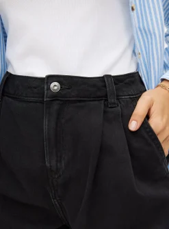 Black Pleated Bermuda Shorts 12