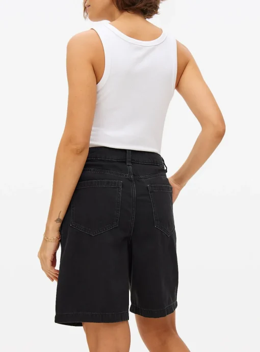 Black Pleated Bermuda Shorts 12