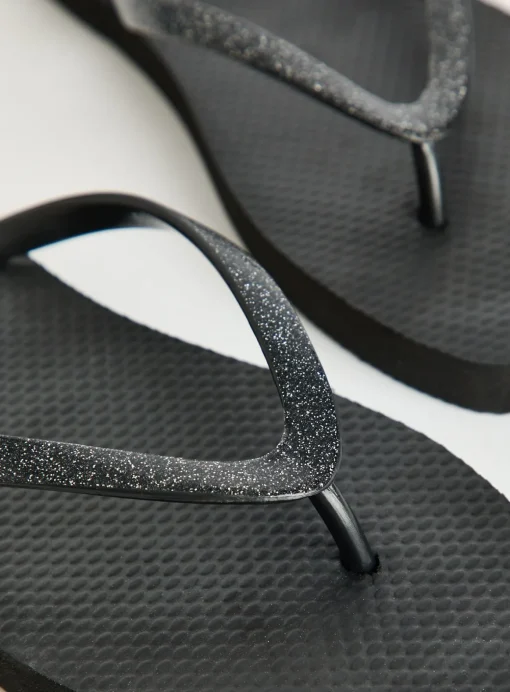 Black Square Toe Flip Flops S