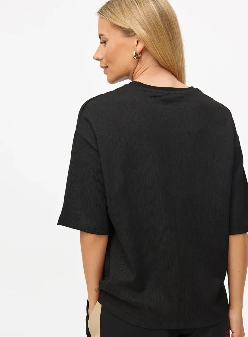 Black Textured Design T-Shirt 12