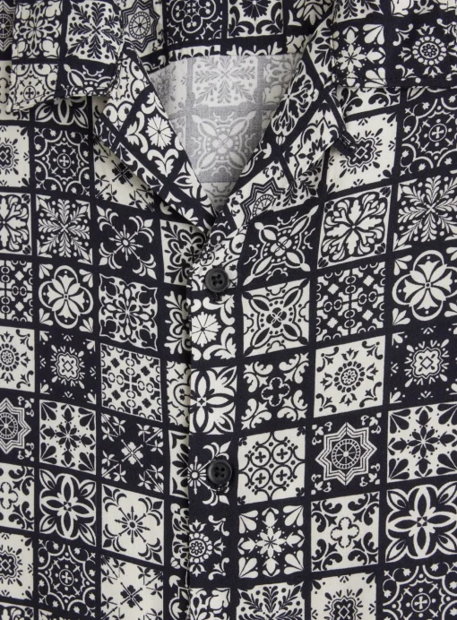 Black Tile Printed Shirt XXL