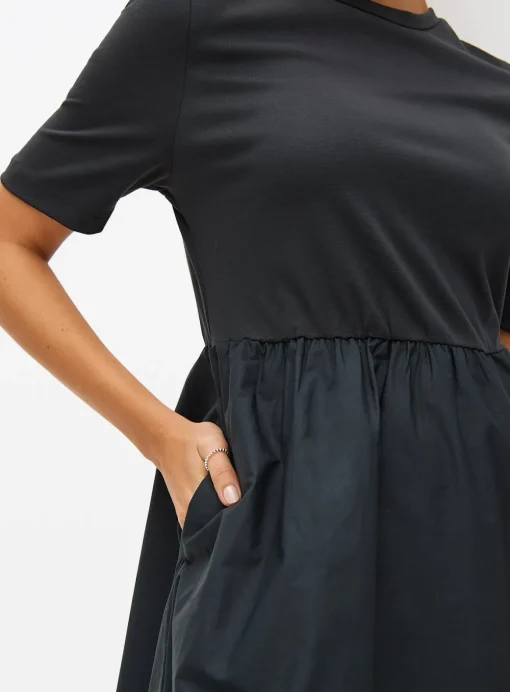 Black T-Shirt Midi Dress 12