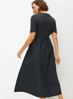 Black T-Shirt Midi Dress 12