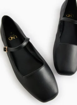 Black Wide-Fit Ballerina Mary-Jane Shoes 7