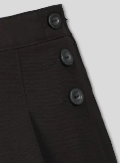 Black Woven Skort 4 years
