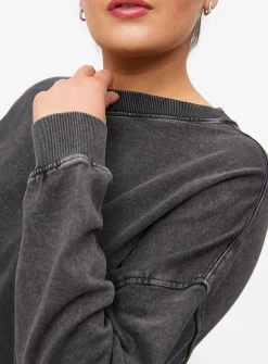 Charcoal Washed Crew Sweatshirt M