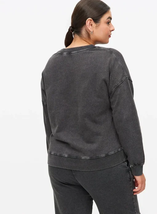 Charcoal Washed Crew Sweatshirt M
