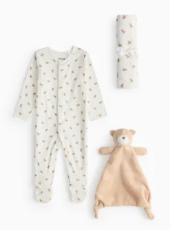 Cream Bear Theme Baby Gift Box 6-9 months