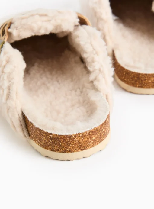 Cream Borg Buckle Mule Slippers S