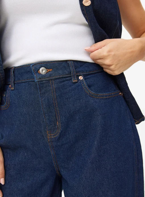 Dark Denim Rinse Barrel Leg Jeans 8S