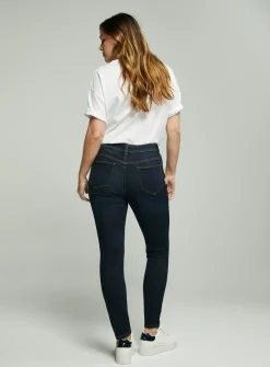 Dark Denim Skinny Jeans With Stretch 8S