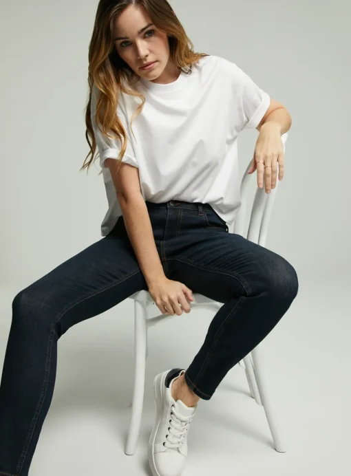 Dark Denim Skinny Jeans With Stretch 8S