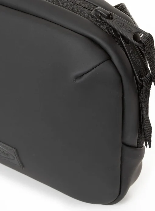 EASTPAK Arjan Cnnct F Cross Body Bag Matte Black One Size