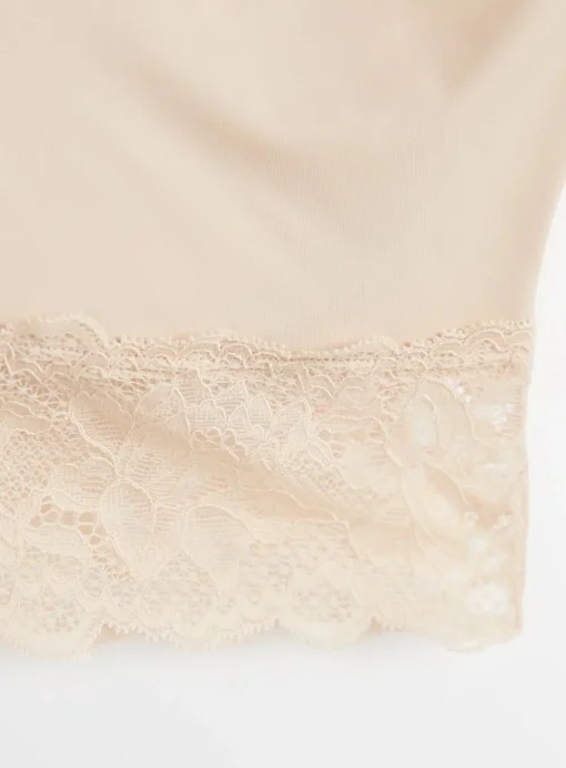 Flexform™ Beige Invisible-Finish Seamless Lace Bra 14