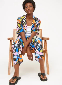 Floral Print Short Sleeve Resort Shirt 8