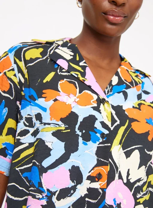Floral Print Short Sleeve Resort Shirt 8