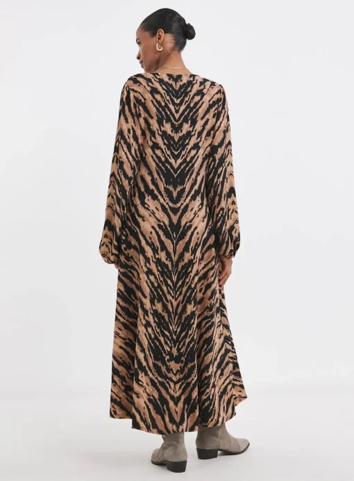 JD WILLIAMS Textured Jersey Seam Front Maxi Dress 12