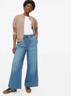 Mid Denim Wide-Leg Pull-On Jogger Jeans 22R