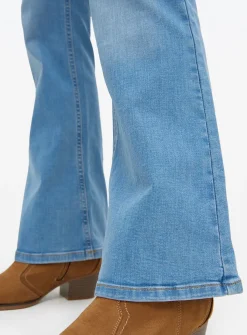 Mid Rinse Denim Slim Flared Jeans 8R