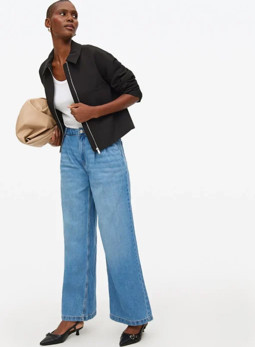 Mid Rinse Pleated Ultra Wide Leg Denim Jeans 10R