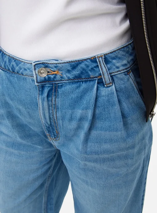 Mid Rinse Pleated Ultra Wide Leg Denim Jeans 10R