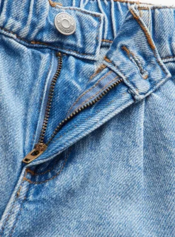Mid-Wash Wide Leg Jeans 5 years