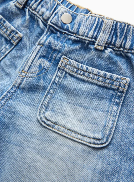 Mid-Wash Wide Leg Jeans 1-2 years