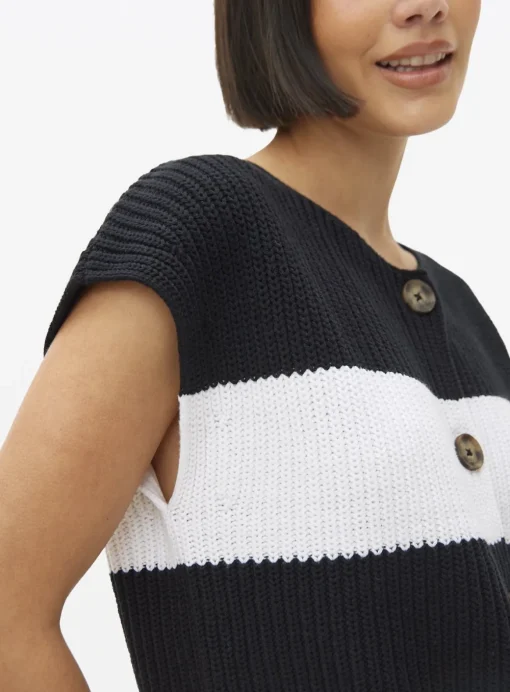 Mono Block Stripe Knitted Vest 12
