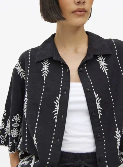 Mono Coord Embroidered Short Sleeve Blouse 16
