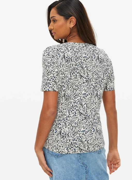 Mono Zebra Printed Regular Fit T-Shirt 8
