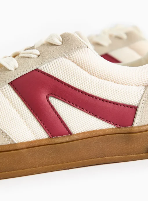 Neutral & Red Retro Low Trainers 10