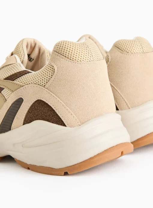 Neutral Dad Trainers 12
