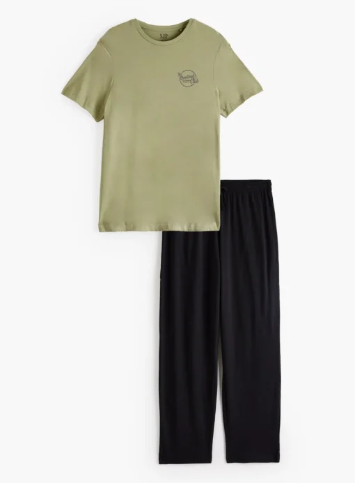 Overtired Club Slogan Pyjama Set XL