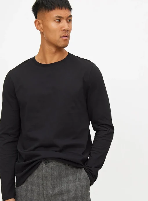 Plain Black Long Sleeve T-Shirt M