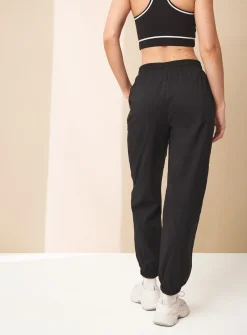 REAKTIV Black Coord Shower Resistant Joggers M