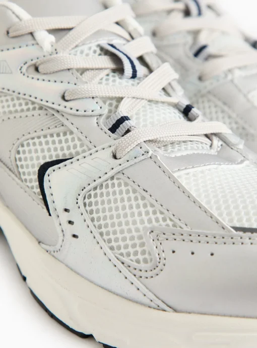 Silver Panel Sport Style Trainers 7