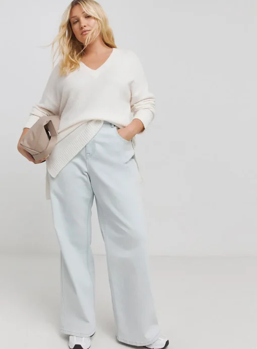 SIMPLY BE Cream Slouchy V Neck Longline Jumper 28-30