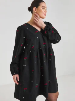 SIMPLY BE Embroidered Cherry Skater Dress 18