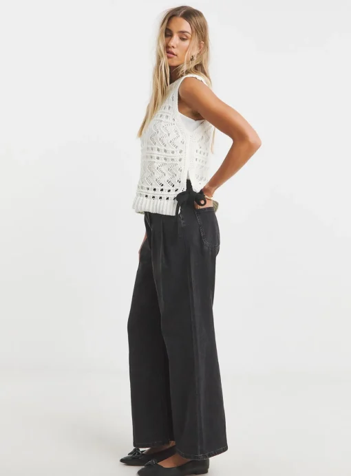 SIMPLY BE Pointelle Tie Side Vest 20-22