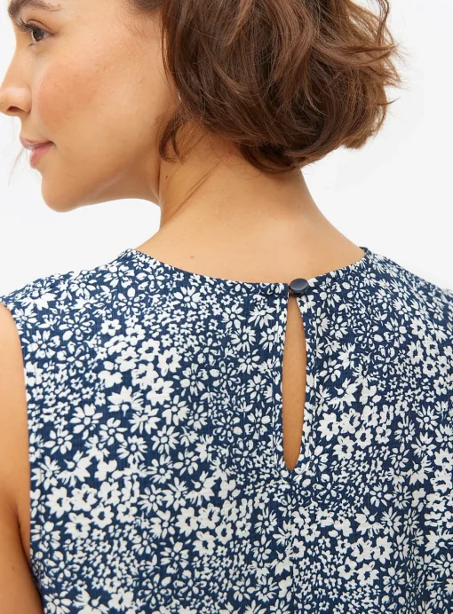 Sleeveless Floral Print Shell Top 10
