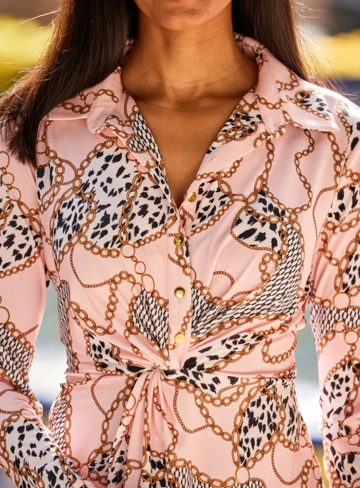 SOSANDAR Pink 'WOW' Print Twist Front Jersey Shirt 10