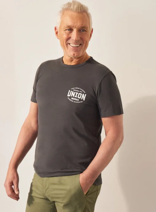 UNION WORKS Black Printed Salute T-Shirt XL