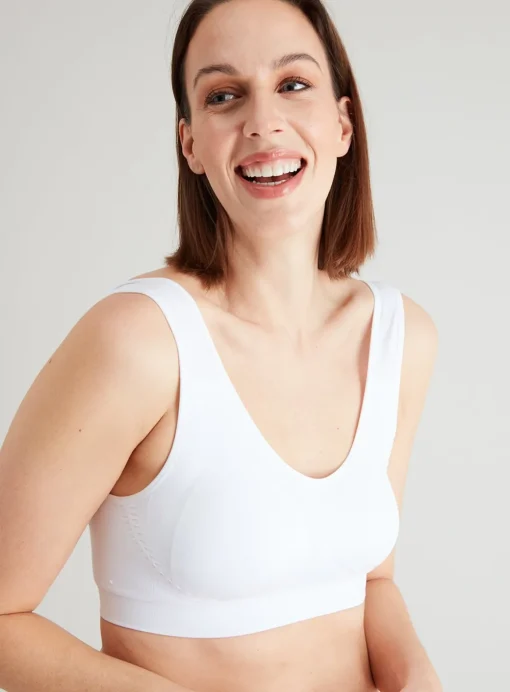 White & Black Seamless Stretch Crop Tops 2 Pack M