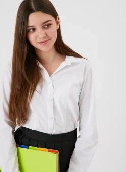 White Blouse With Stretch 10 years