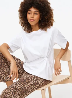 White Twist Knot T-Shirt 16